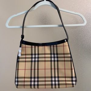 Small Burberry shoulder purse